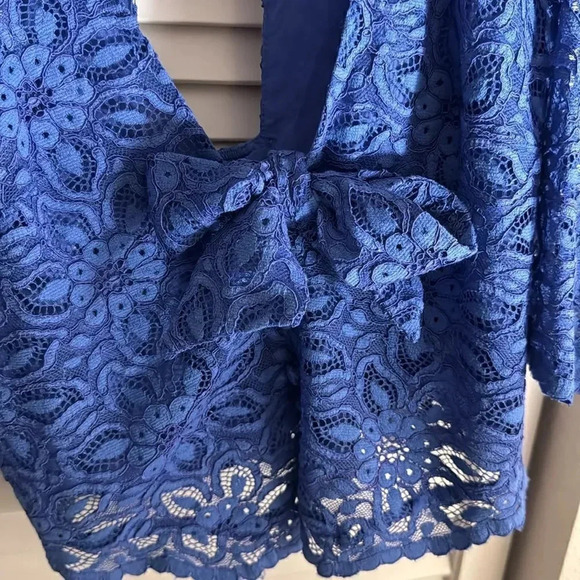 *Final Price* Maeve by Anthropologie Blue Lace Top US 2 NWOT Button Tie Front - Picture 3 of 6